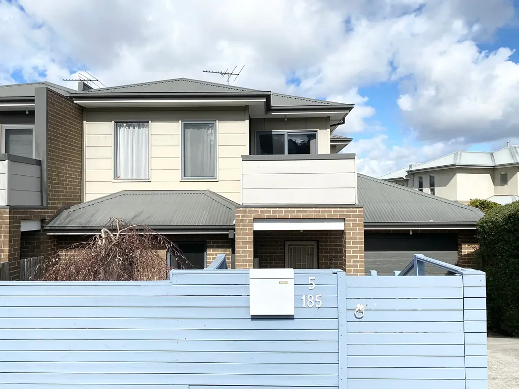 Modern 3-Bedroom House in Westmeadows
