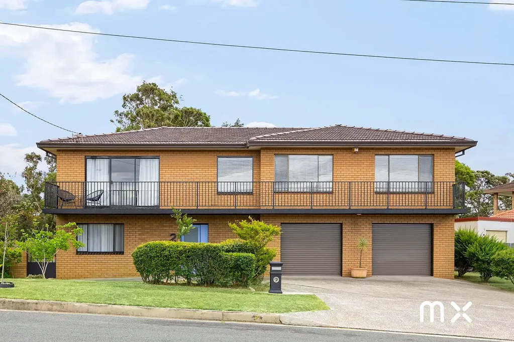 2 Hurry Crescent, Warrawong, NSW 2502