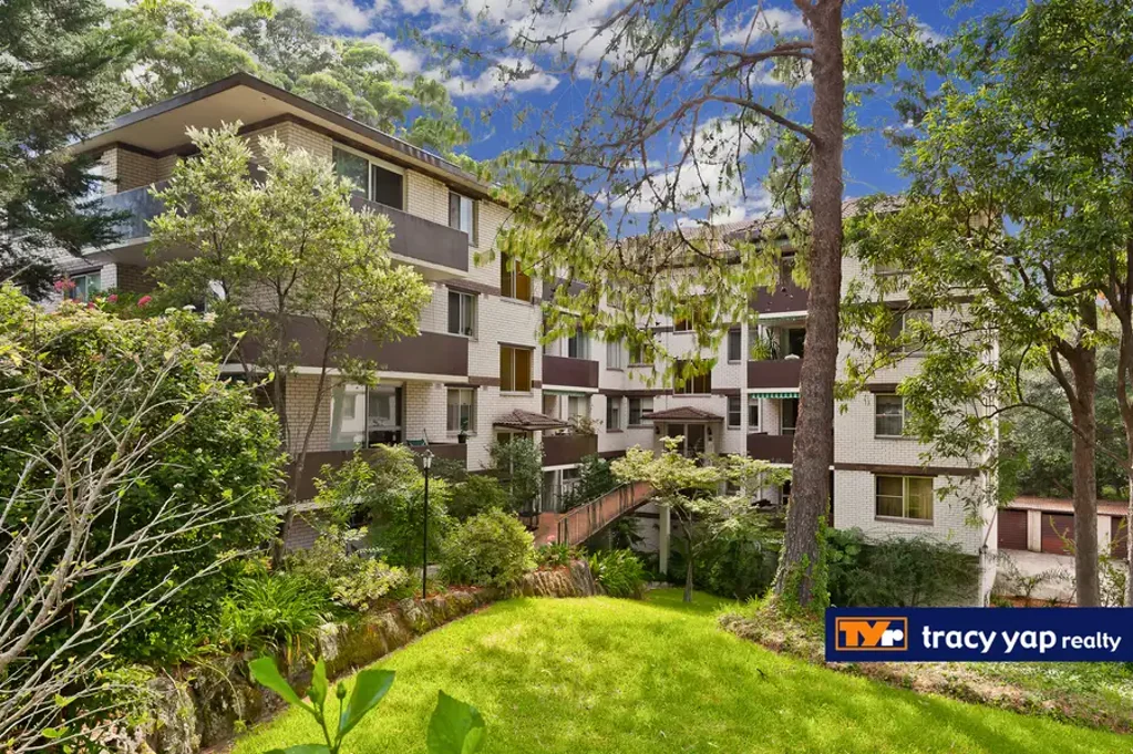 Renovated 3 Bedroom Apartment In Quiet and Convenient Location