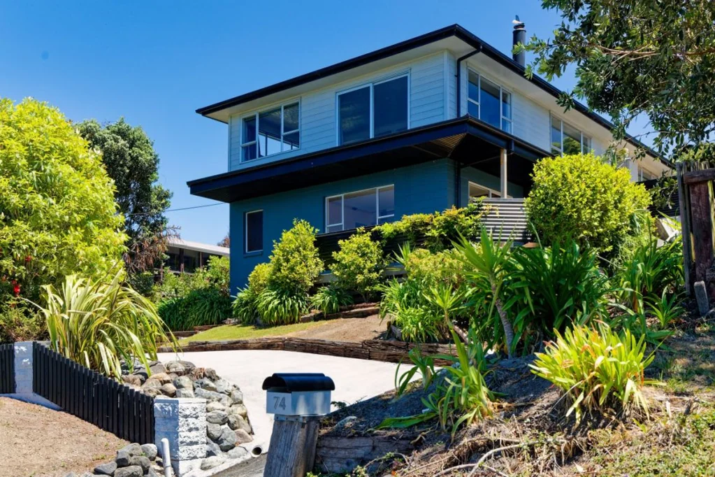 Kaikoura 4침실 * UNDER OFFER * Stylish Renovation, Superb Views