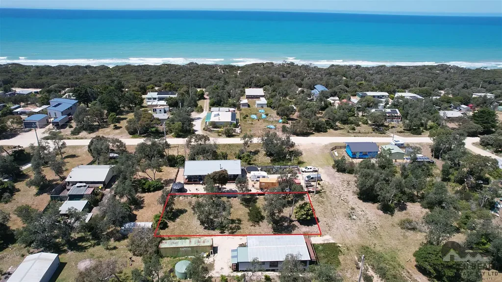 Paradise Beach  A Bargain at Twice the Price!