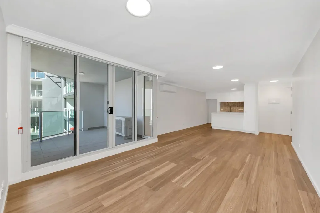 Inner City Living at Its Best � Stylish Cento Apartment!