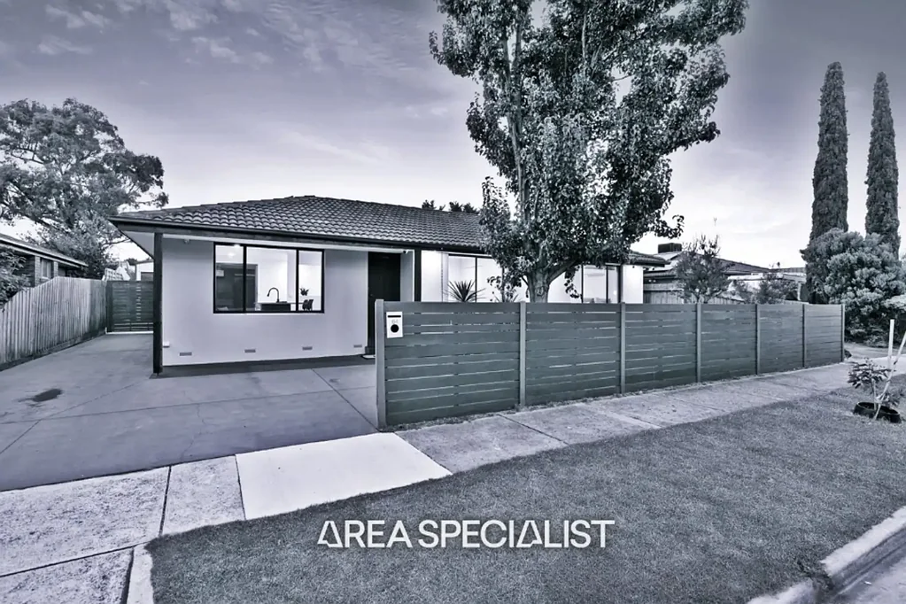 64 Dunsterville Crescent, Frankston, VIC 3199
