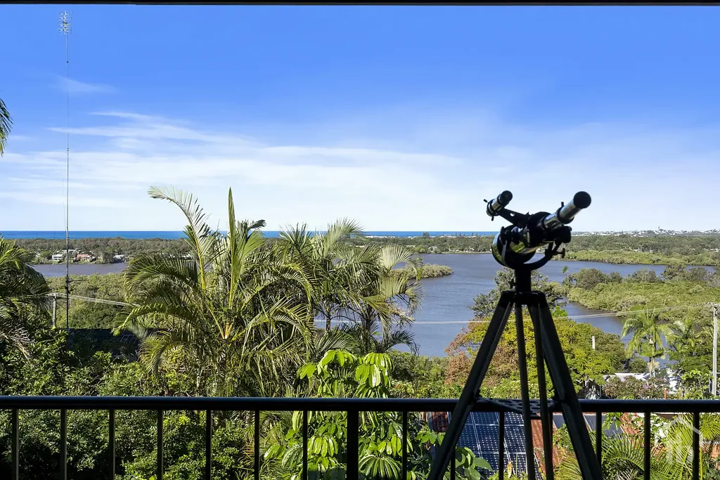 Banora Point 3غرفة نوم Coastal Views, Dual Living Potential & Endless Lifestyle Appeal