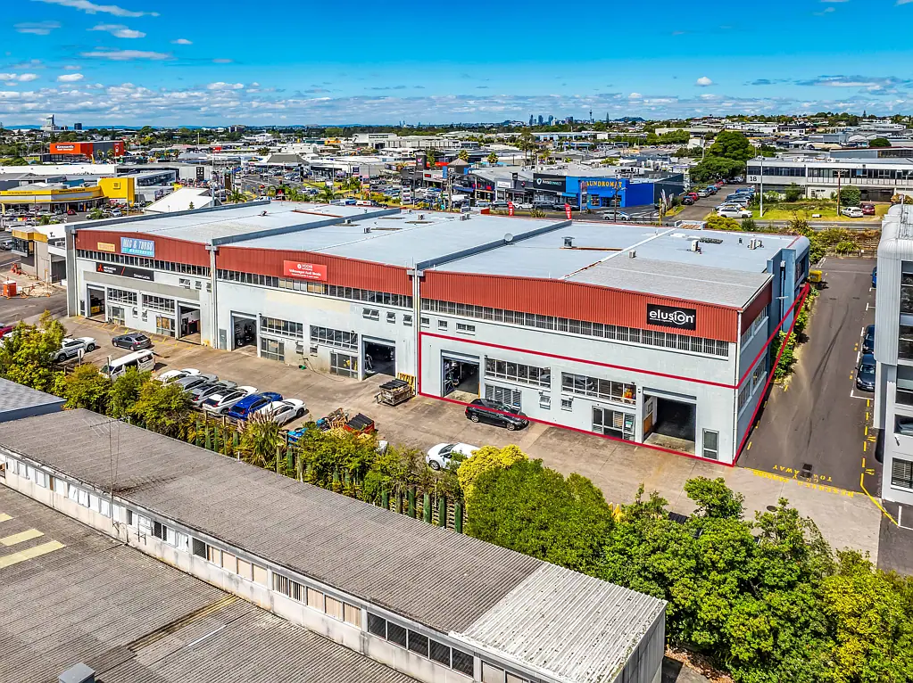 Wairau Valley 96% warehouse - industrial workhouse