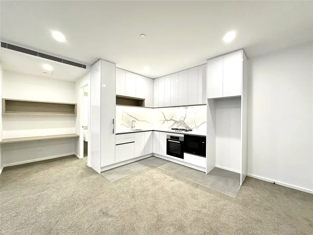 UNFURNISHED PRIVATE TWO BEDROOM WITYH STUDY APARTMENT LOCATED IN PARKHILL - WEST MELBOURNE !!!