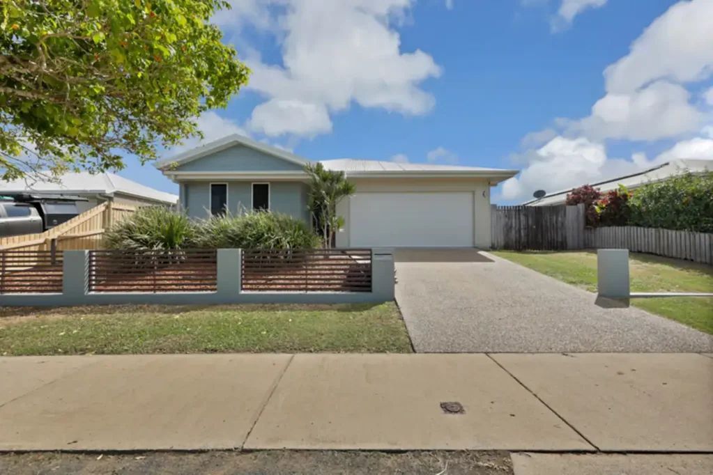 29 Montgomery Street, Rural View, QLD 4740