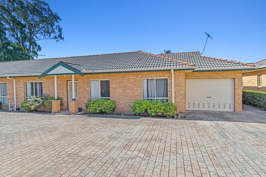 5/33-35 Surrey Street, Minto, NSW 2566