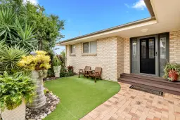 24 Faraday Court, Urraween