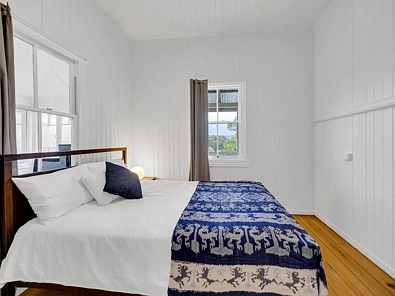 Address Withheld, Armstrong Creek, QLD 4520, 5 habitaciones, 2 baños, House