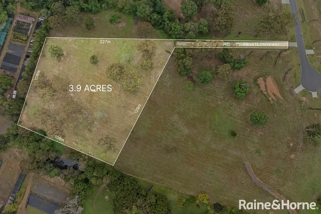 Lake Macdonald Build Your Dream on 3.9 Acres of Private, Flat, North-Facing Land