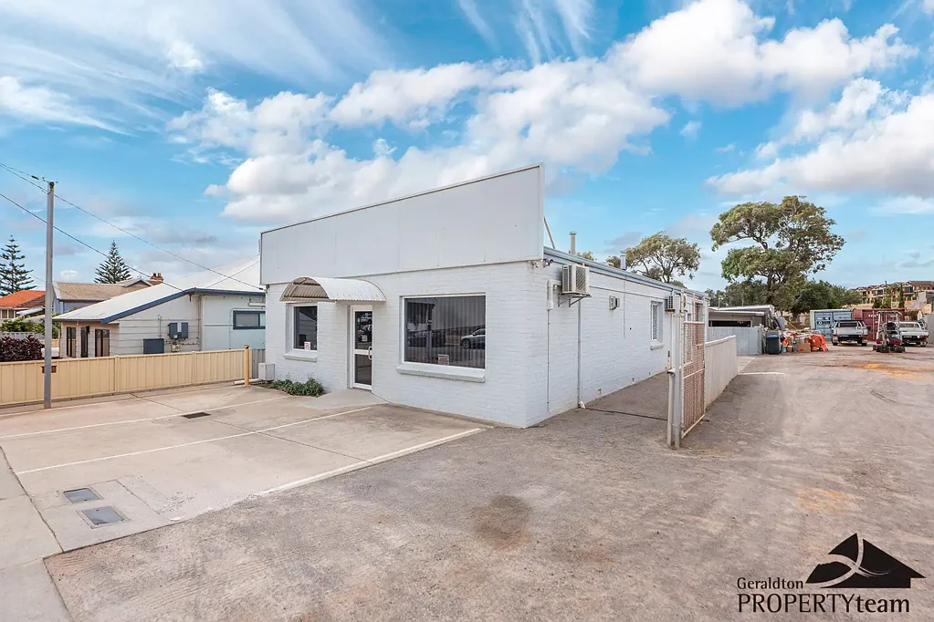 Geraldton 1房  R80 Mixed Use - Exposure and Flexibility