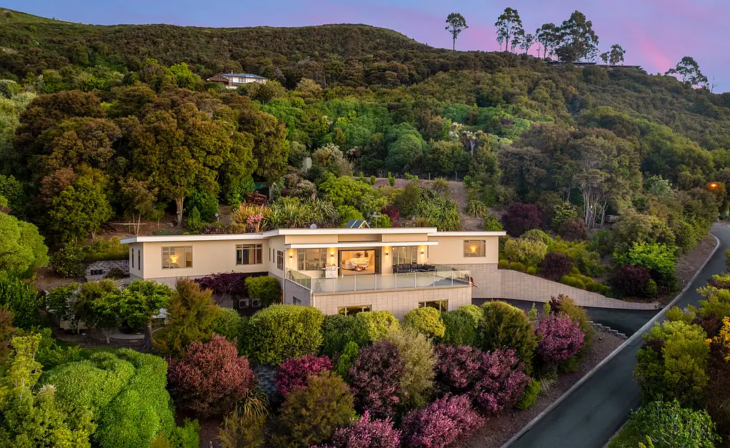 Atawhai 4Zimmer Coastal Elevation with Unrivalled Views