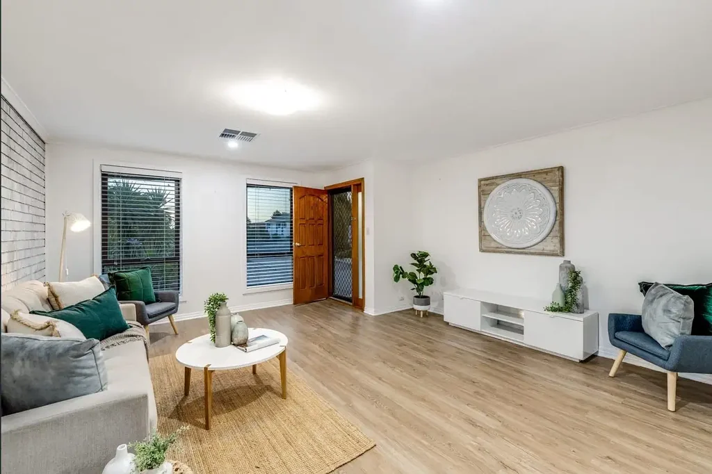 Nestled in the desirable suburb of Modbury Heights