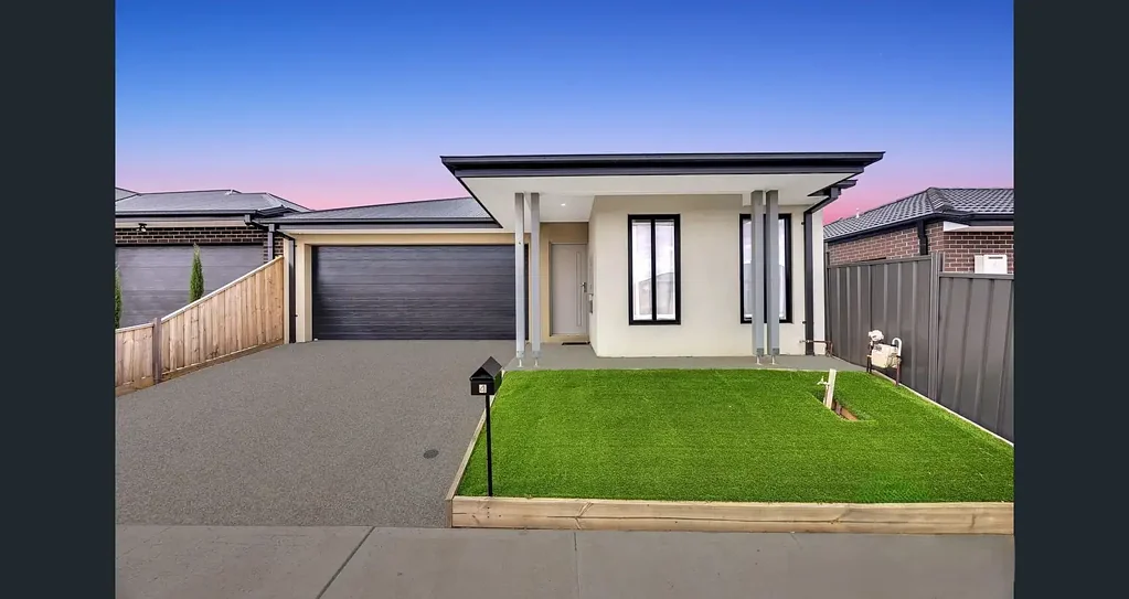 Stylish & Spacious Home in Prime Tarneit Location!