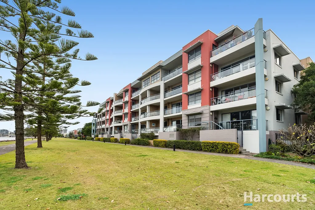 Maryville 3 Slaapkamer Waterfront living & resort facilities at Regatta Quay