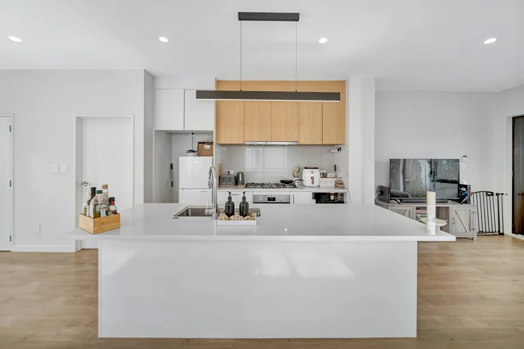 Takanini 4房  Modern, Stylish & Move-In Ready!