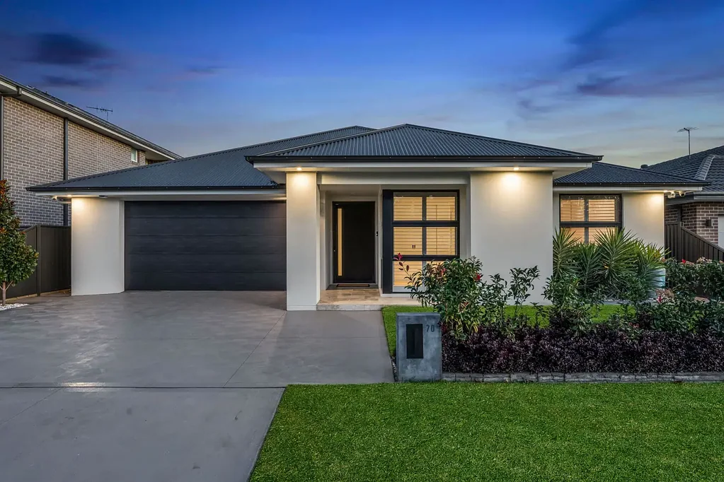 70 Tokyo Road, Austral, NSW 2179