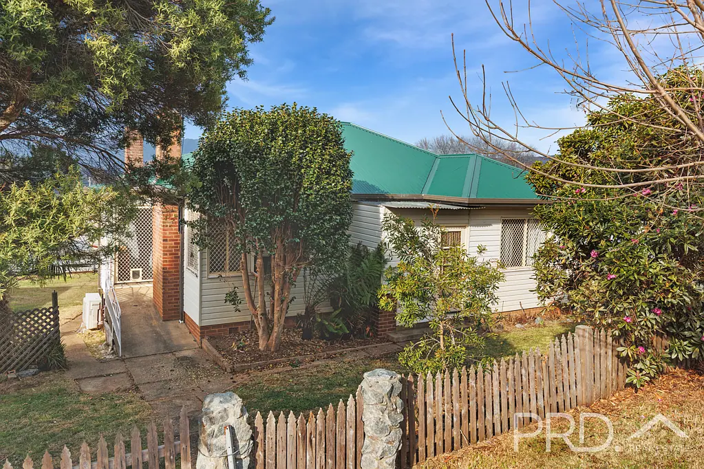 15 Corralyn Avenue, Batlow, NSW 2730