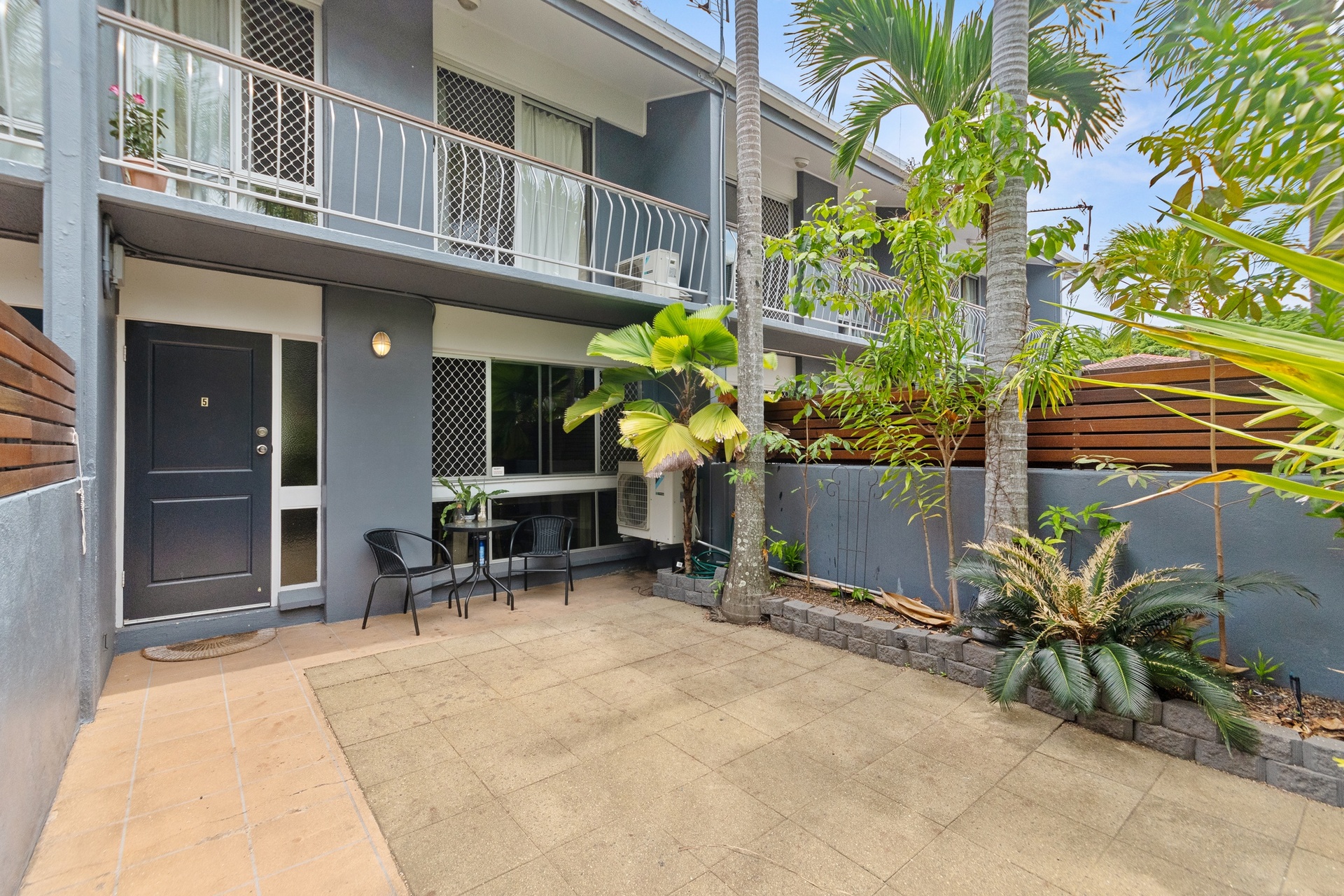 UNIT 5 10 PAXTON ST, NORTH WARD QLD 4810, 0房, 0浴, Townhouse