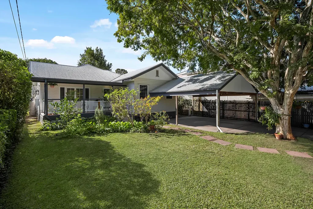 Fairfield 4 Bedroom Renovated Family Home on 736m2 Block