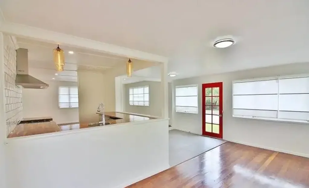 AIR CONDITIONED HOME CLOSE TO EVERTHING