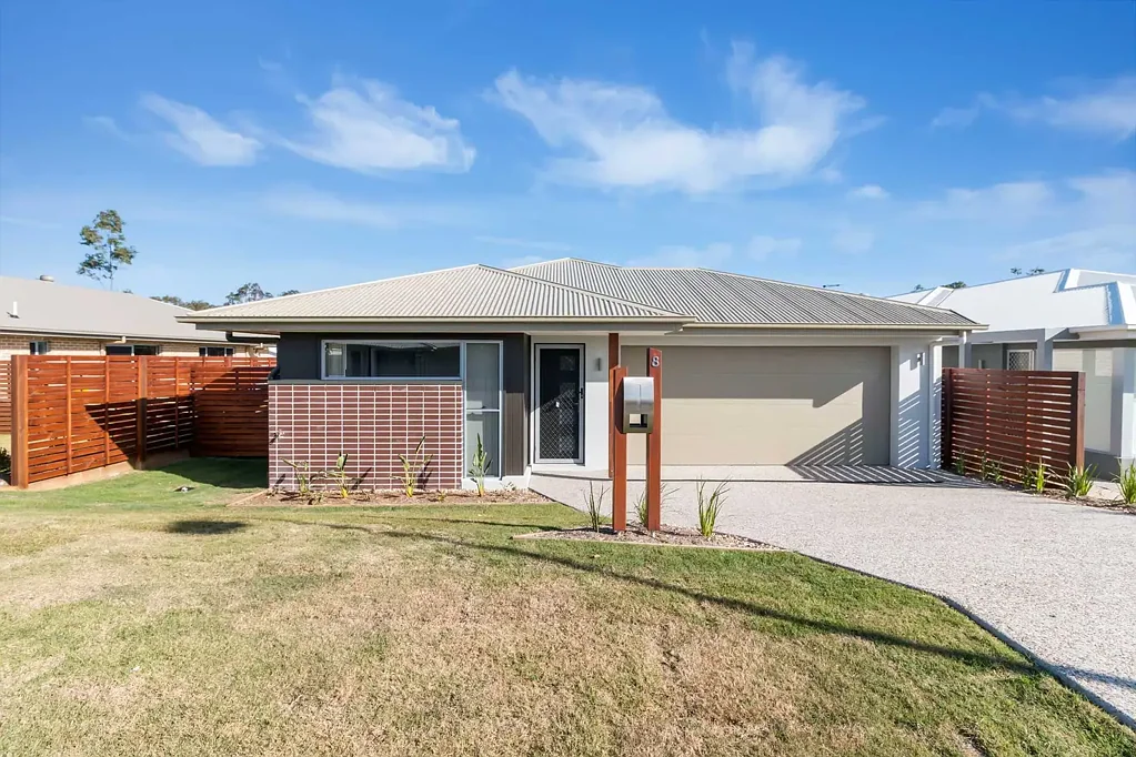 IMPRESSIVE 4 BEDROOM HOME