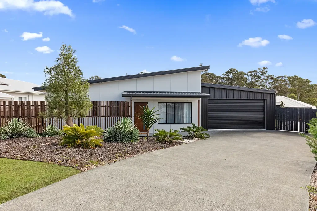 Southside 4房  A Home That Stands Apart
