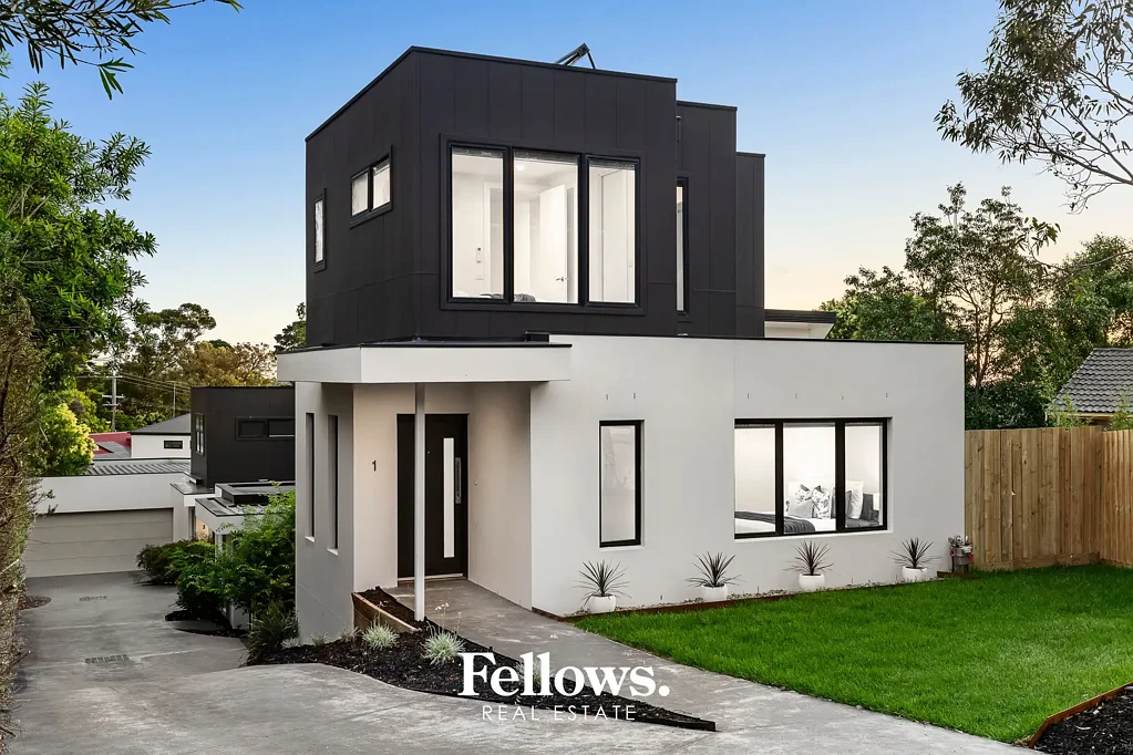1/17 Rheanva Street, Berwick, VIC 3806