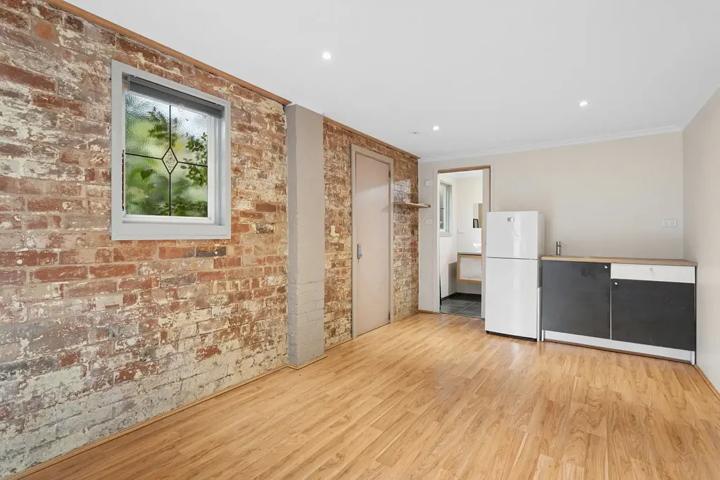 Modern Studio Living in Prime Ainslie Location