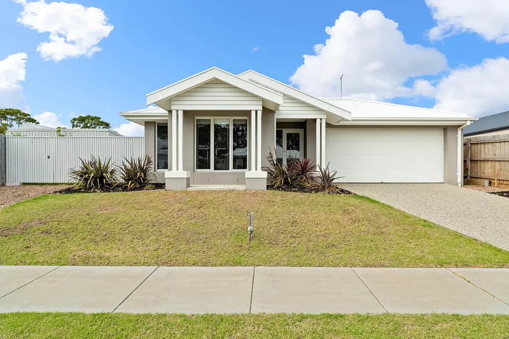 Newhaven 4 Bedroom Coastal Charm Meets Modern Comfort