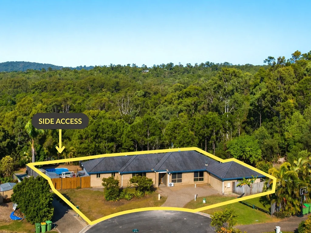 10 Kanton Place, Pacific Pines, QLD 4211