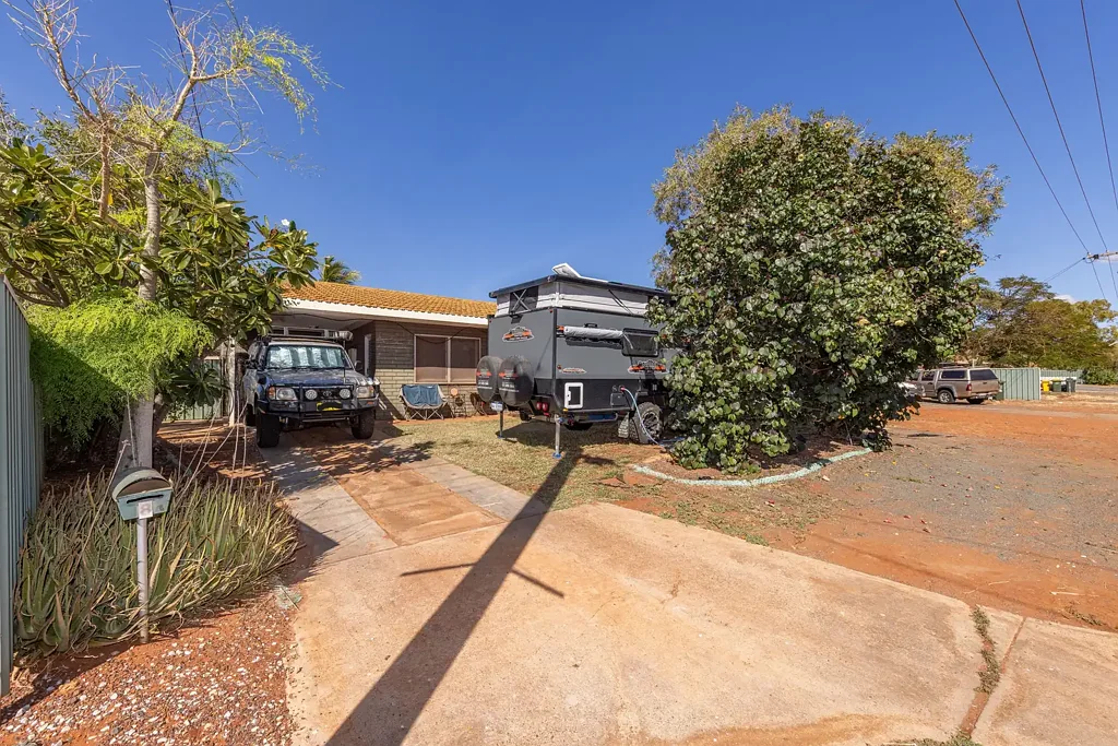 Wickham 3Zimmer A fantastic opportunity with loads of potential