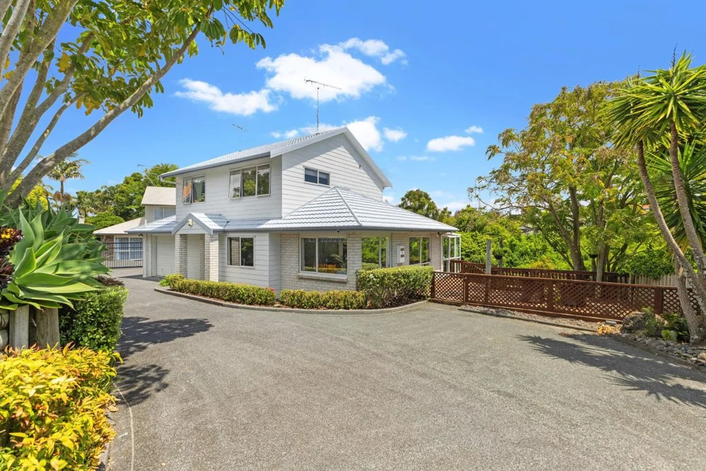 1/16 Woodview Rise, Botany Downs, Manukau City, Auckland