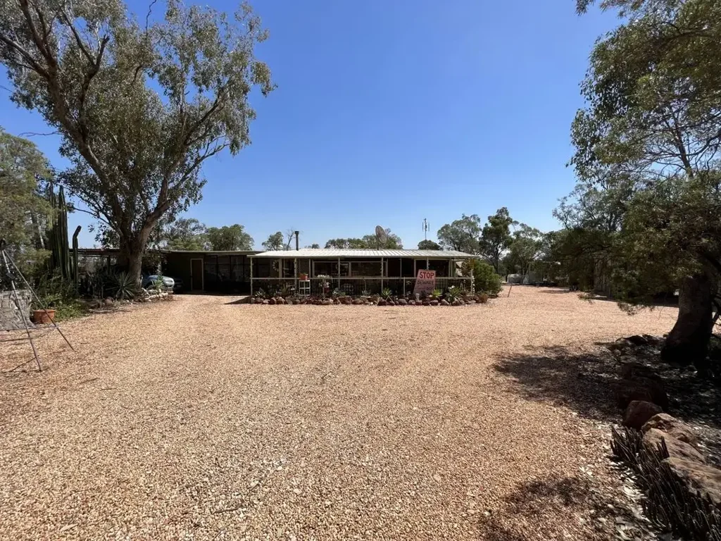 Lightning Ridge 2ਬੈੱਡਰੂਮ Lovely camp overlooking the Coocran