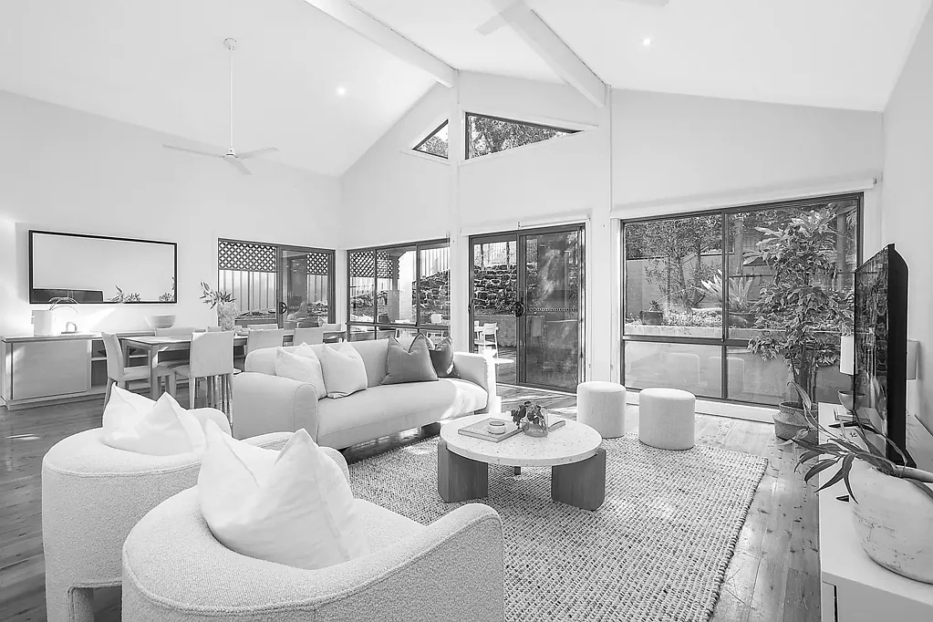 15 Inelgah Road, Como, NSW 2226