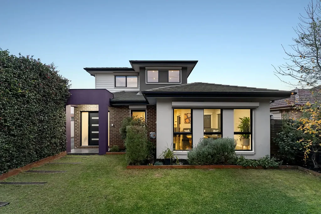 1/16 Millers Road, Brooklyn, VIC 3012