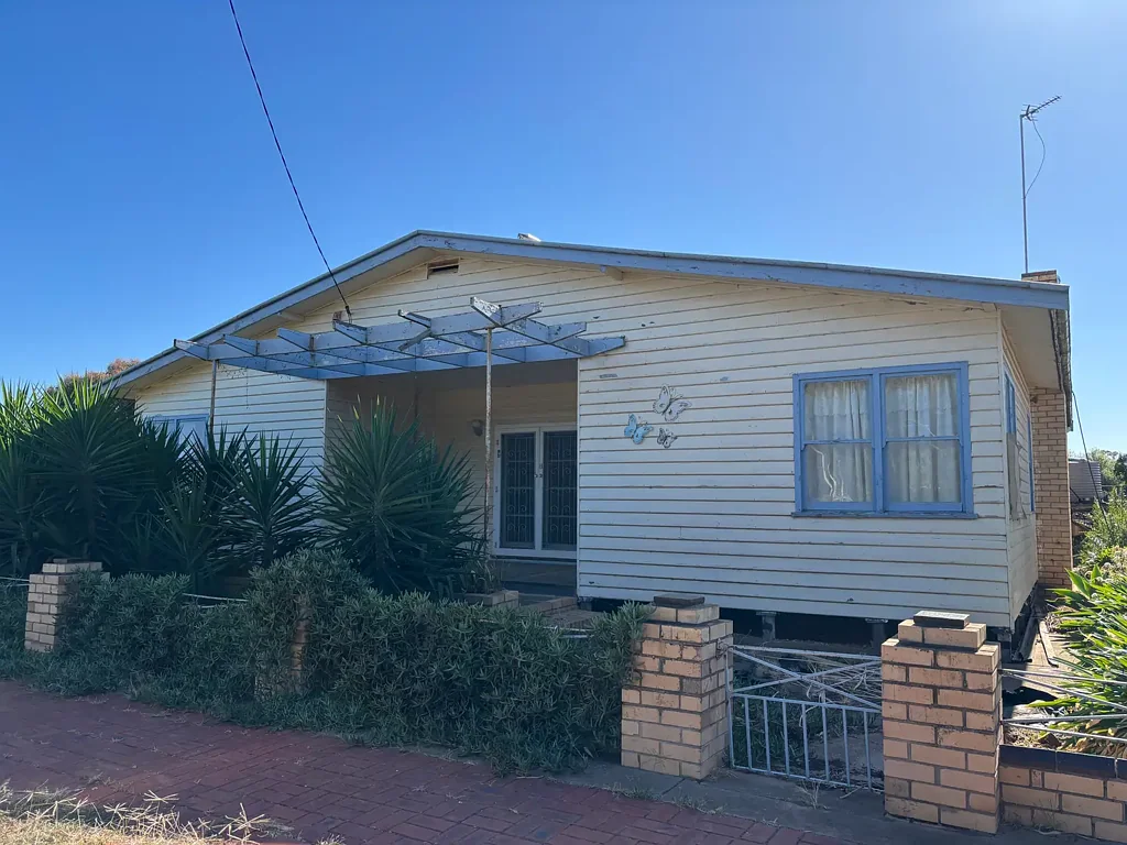 24 Hoban St, Watchem, VIC 3482
