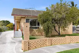 1/4 Cooma Court, North Geelong