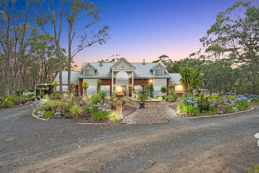 120 Sundew Avenue, Long Forest, VIC 3340