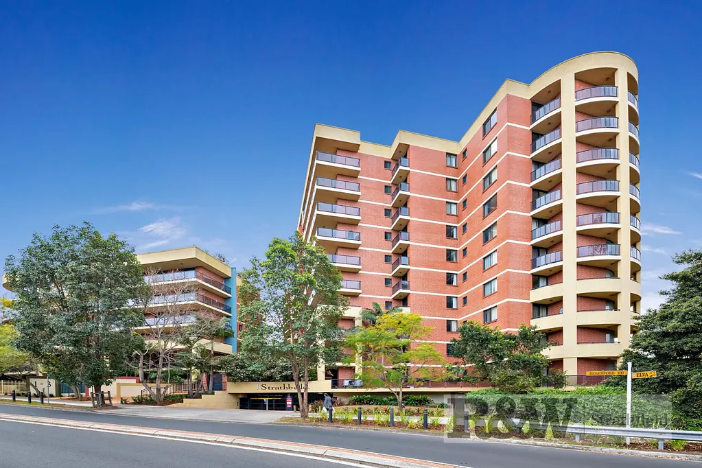 3 Bedroom unit in great location!