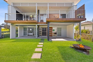 Lake Conjola 4Kwarto Architect designed home by the Lake