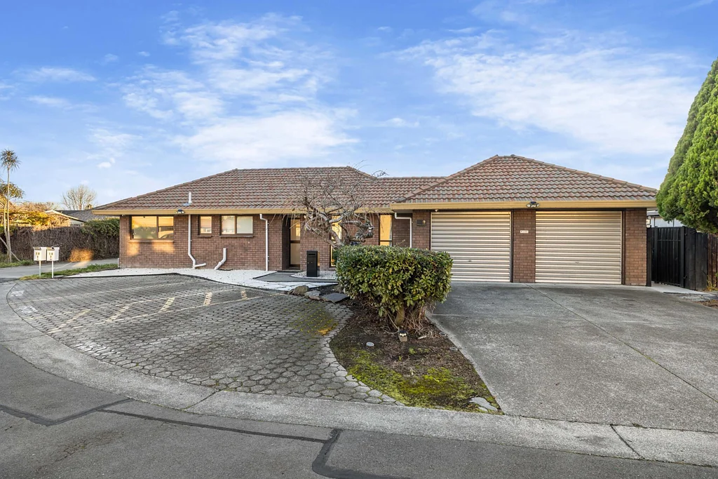Upper Riccarton 2房  Close, Connected, Convenient!