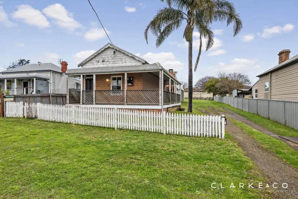Kurri Kurri 2 Bedroom ENDLESS POTENTIAL IN PRIME LOCATION!
