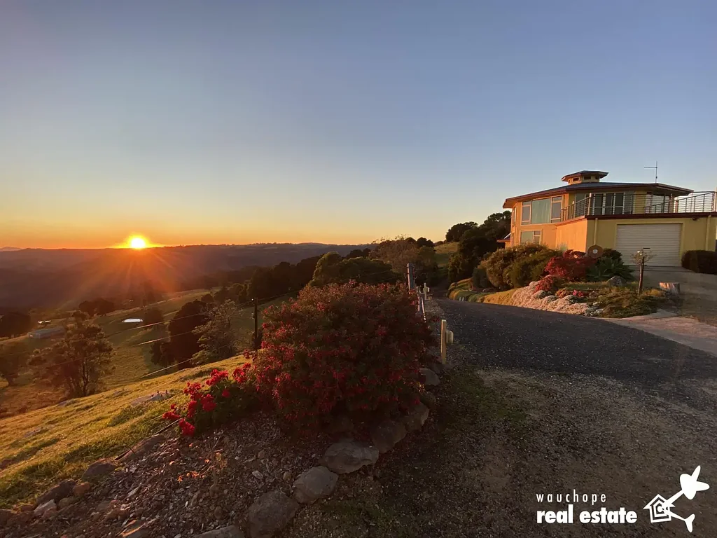Innes View  Elevate your lifestyle.