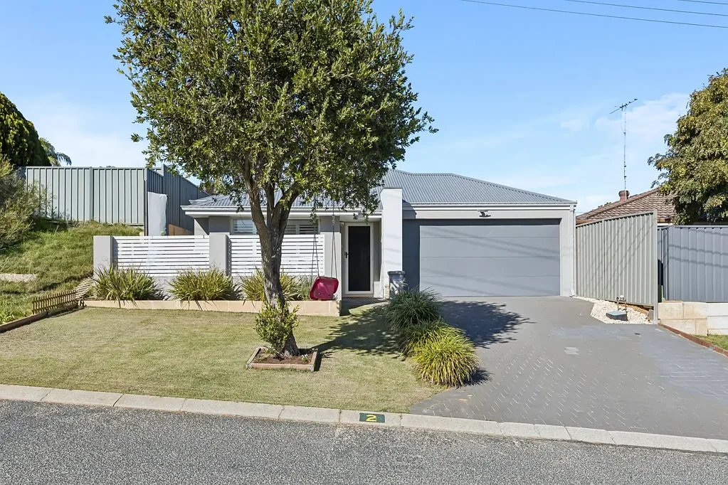 Heathridge 3 Bedroom Sun, Parks and Somewhere to Call Home.