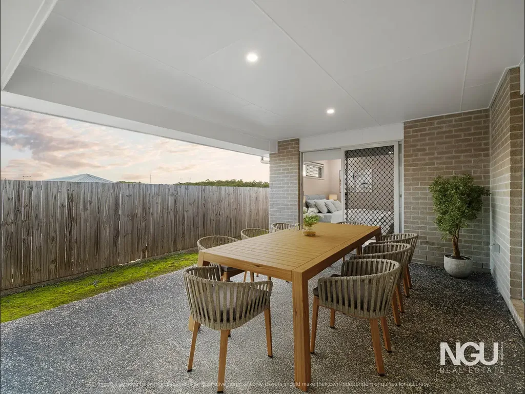 68 Midnight Crescent, Spring Mountain, QLD 4300