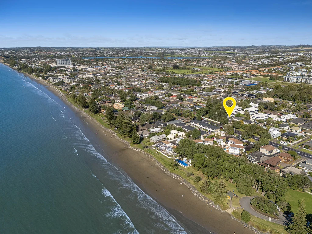 Orewa 3房  Coastal, Packed With Possibility - Vendor on the move!