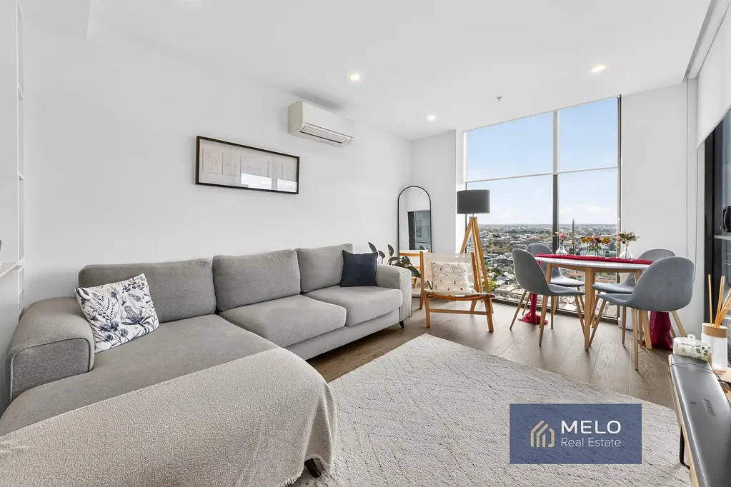 Moonee Ponds 1房 北向景观壮丽 Mason Sq高层 便利设施齐全 中心地段繁华 WHAT A REAL CHARMER!
