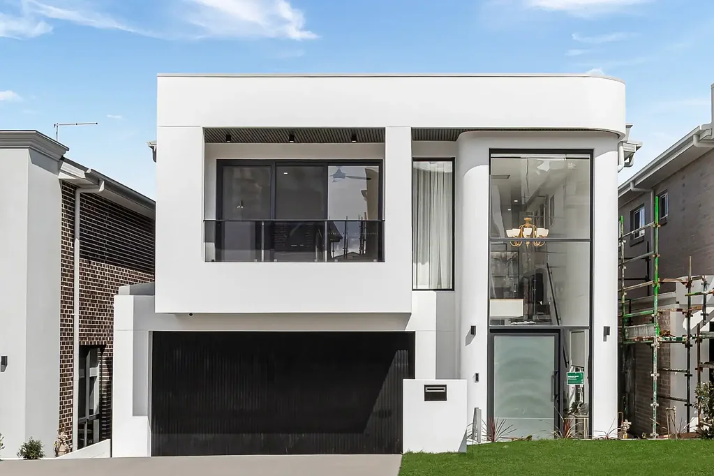 8 Carina Street, Box Hill, NSW 2765